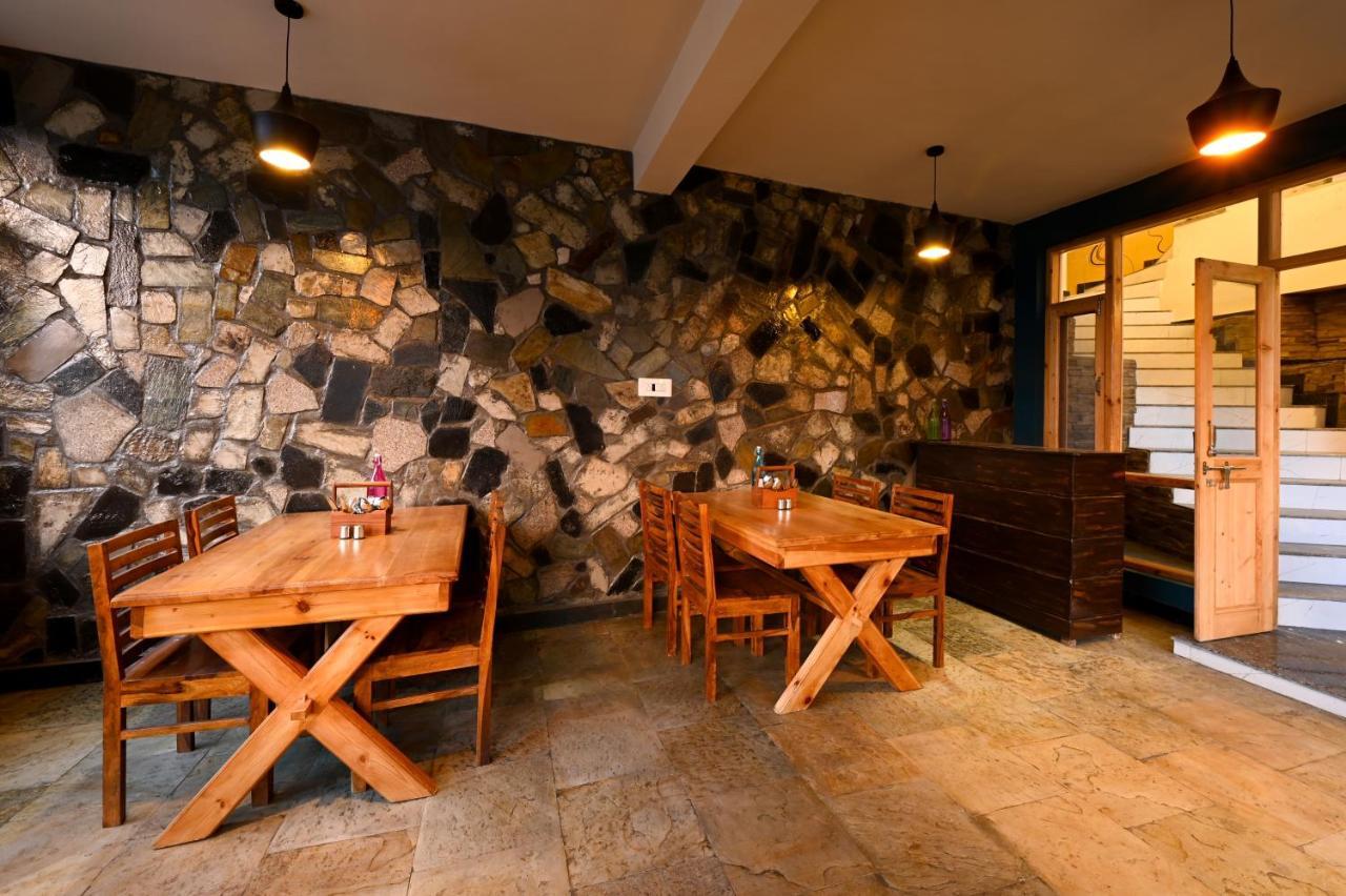 Zostel Dobhi, Manali Hostel Nagar  Luaran gambar